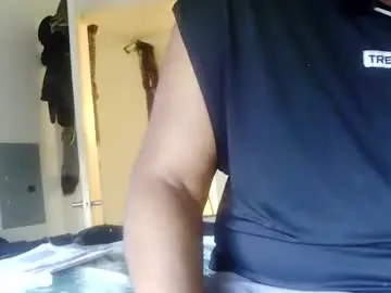 Chaturbate Live Sex Cam of darichrichardson