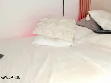 Chaturbate Watch Live Sex Cams of miss_melanie18