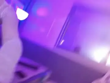 Chaturbate Live Sex Cam of anai_griffith