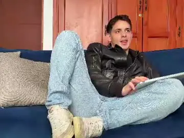 Chaturbate Watch Live Sex Cams of liam_enzho