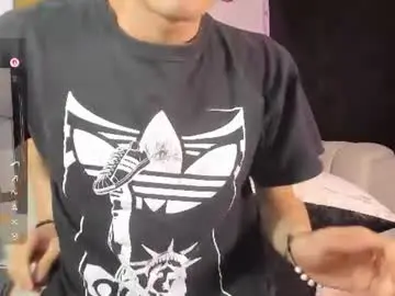 Chaturbate Free Live Porn of mhatias_
