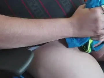 Chaturbate Free Porn Cam of rloujay95