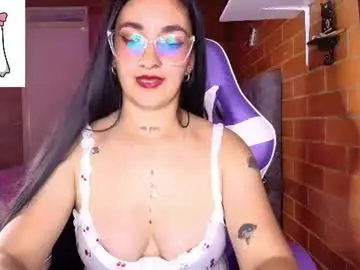 Chaturbate Free Porn Cam of alessiagold69
