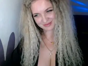Chaturbate Live Porn of luxdonna