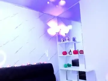 Chaturbate Best live sex cam show of maramartinez_