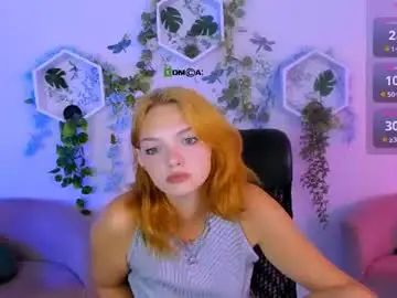 Chaturbate Live Sex Cam of melody_sky_