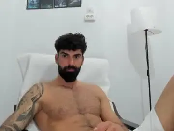 Chaturbate Live Sex Cam of cuteeboy