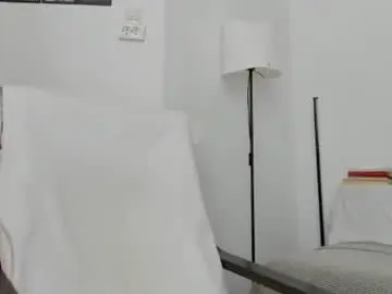 Chaturbate Live Sex Cam of cuteeboy