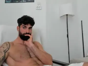 Chaturbate Live Porn of cuteeboy