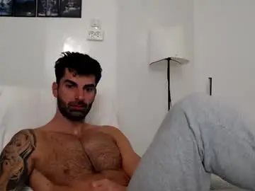 Chaturbate Live Sex Cam of cuteeboy