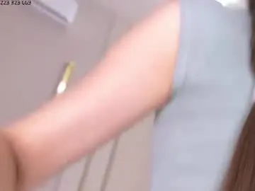 Chaturbate Live Sex Cam of didiactive