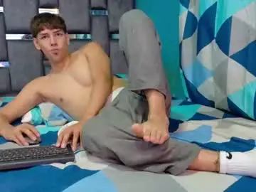 Chaturbate Adult Webcams of zackmontiel07