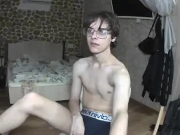 Chaturbate Live Sex Cam of lra_viva178