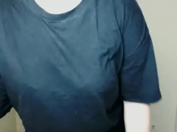 Chaturbate Free Porn Cam of redhotqueen1