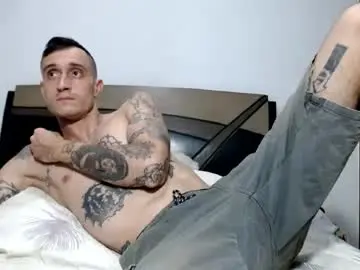 Chaturbate Nude Webcam of ed_big_cock