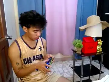 Chaturbate Watch Live Sex Cams of hot_kianxx
