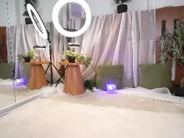 Chaturbate Best live sex cam show of innocenthiishh