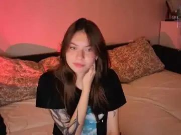 Chaturbate Free Porn Cam of let_me_seee