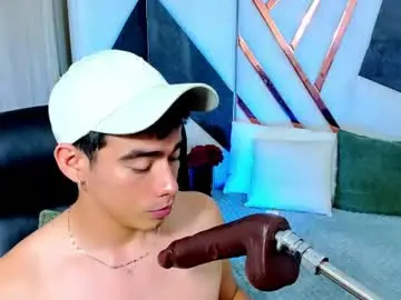 Chaturbate Live Porn of mrs_boy20