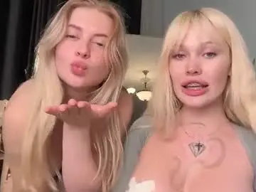 Chaturbate Sex Chat of golden_alinee