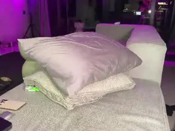Chaturbate Best live sex cam show of golden_alinee