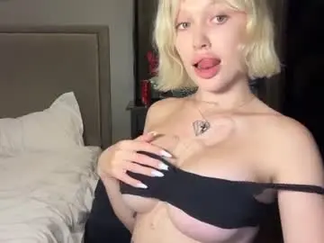 Chaturbate Sex Chat of golden_alinee