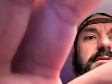 Chaturbate Live Sex Cam of hungitalian40