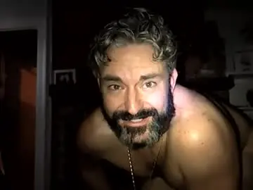 Chaturbate Best live sex cam show of hungitalian40