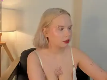 Chaturbate Sex Cam of shy_nikka_4you