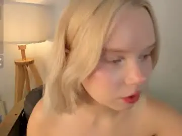 Chaturbate Free Live Porn of shy_nikka_4you
