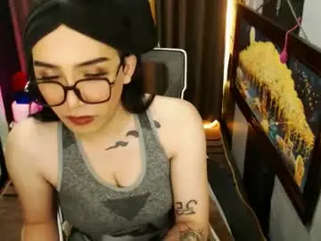 Chaturbate Adult Video Chat of yassiered