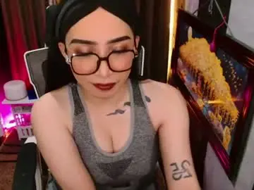 Chaturbate Sex Cam of yassiered