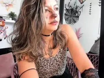 Chaturbate Adult Video Chat of ariana_blonde_
