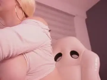 Chaturbate Free Porn Cam of bella_adams_