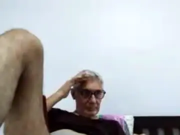 Chaturbate Live Sex Cam of cucaio18