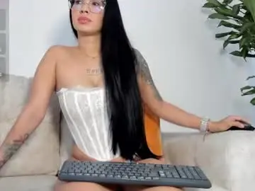 Chaturbate Live Sex Cam of eileenestrada