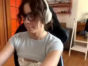 Chaturbate Adult Video Chat of faintpeach