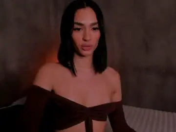 Chaturbate Live Sex Cam of roxyy_x