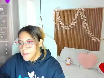 Chaturbate Adult Video Chat of evely_crosss