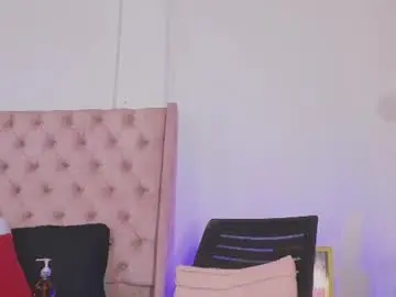 Chaturbate Best live sex cam show of linoshka_1