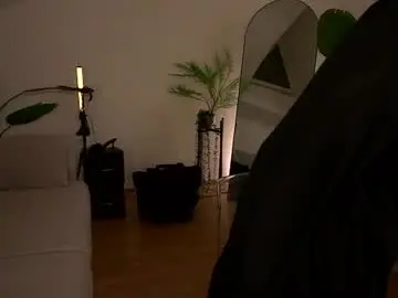 Chaturbate Sex Cam of lisa_schiele