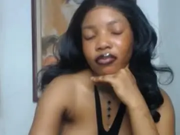 Chaturbate Free Live Porn of petite_diva2