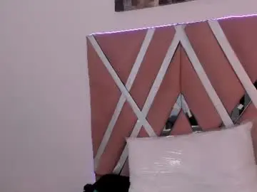 Chaturbate Watch Live Sex Cams of skysaenz