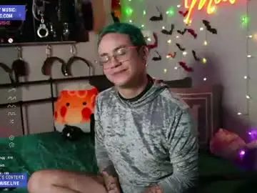 Chaturbate Sex Cam of iwillbeyourmuse