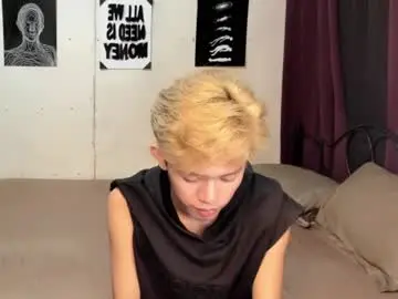 Chaturbate Sex Cam of kianhot_twink