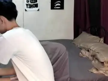 Chaturbate Nude Webcam of kianhot_twink