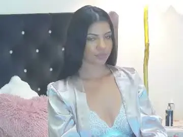 Chaturbate Live Sex Cam of lunasauvage