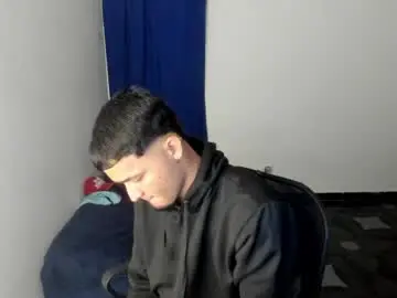 Chaturbate Adult Webcam of master_boy28