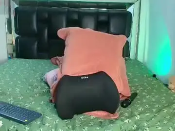Chaturbate Live Porn of xyoma_browm1