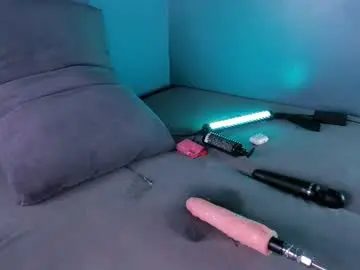 Chaturbate Free Porn Cam of crystalbloomm